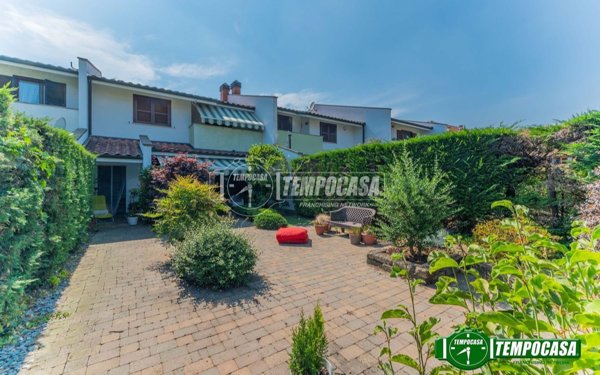 casa indipendente in vendita a Mesero