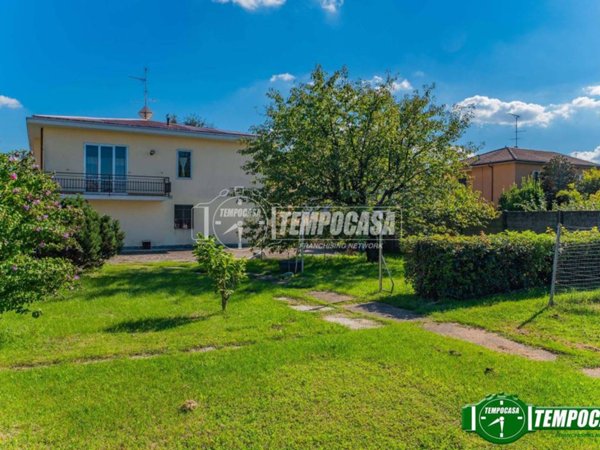 casa indipendente in vendita a Mesero