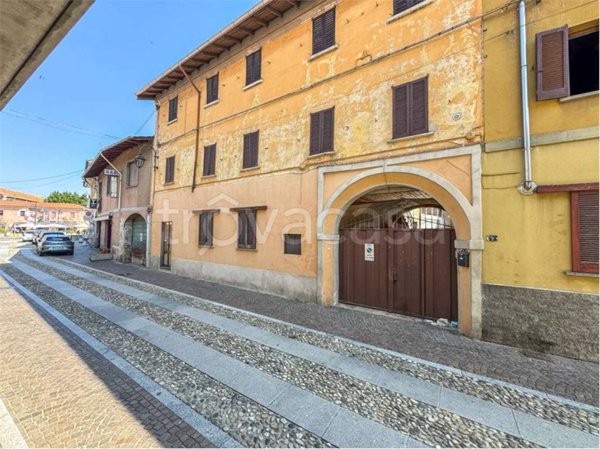 casa indipendente in vendita a Mesero