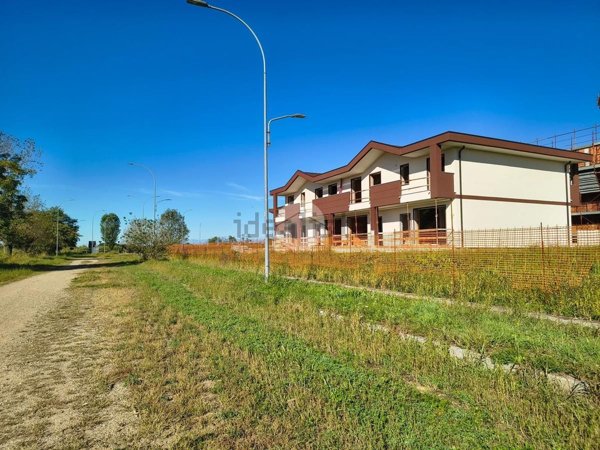 casa indipendente in vendita a Mesero