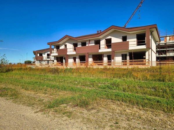 casa indipendente in vendita a Mesero