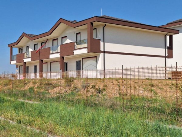 casa indipendente in vendita a Mesero