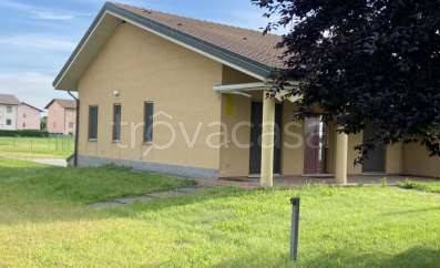 casa indipendente in vendita a Mesero
