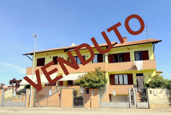 casa indipendente in vendita a Mesero