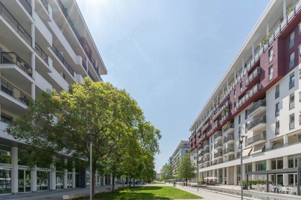 appartamento in vendita a Milano in zona Rogoredo