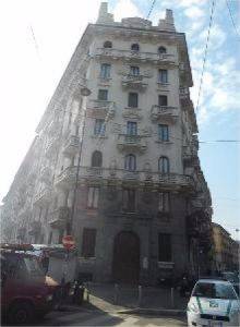 locale commerciale in vendita a Milano in zona Isola