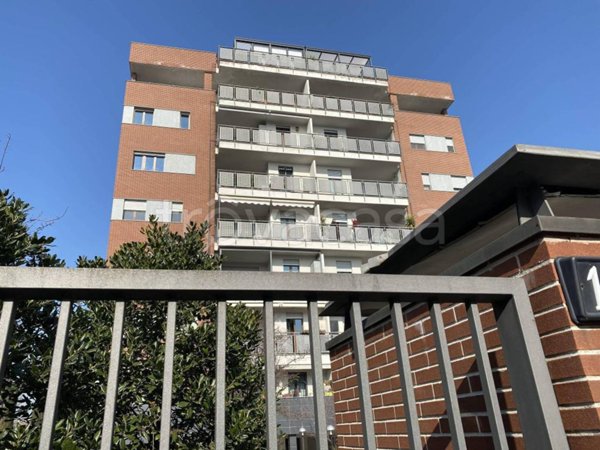 appartamento in vendita a Milano in zona Muggiano