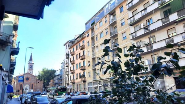 appartamento in vendita a Milano in zona Casoretto