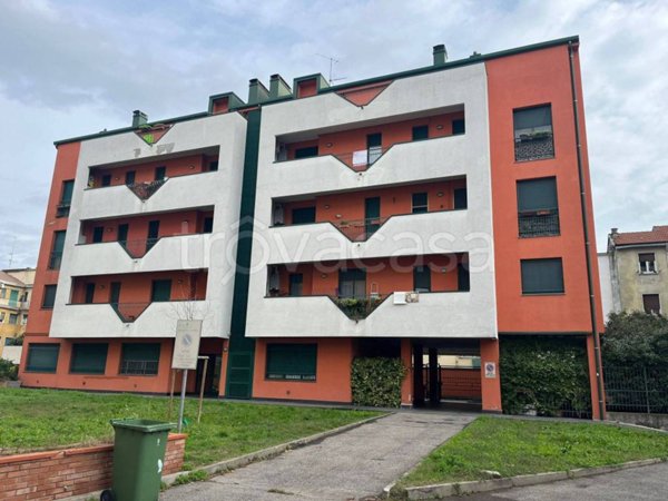 appartamento in vendita a Milano in zona Ponte Lambro