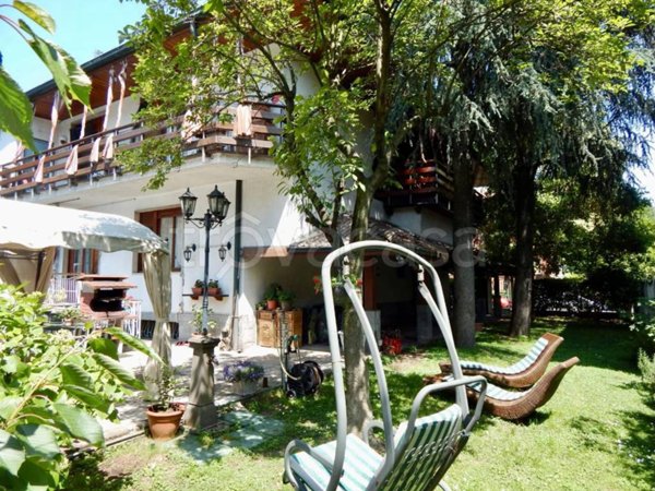 casa indipendente in vendita a Milano in zona Musocco