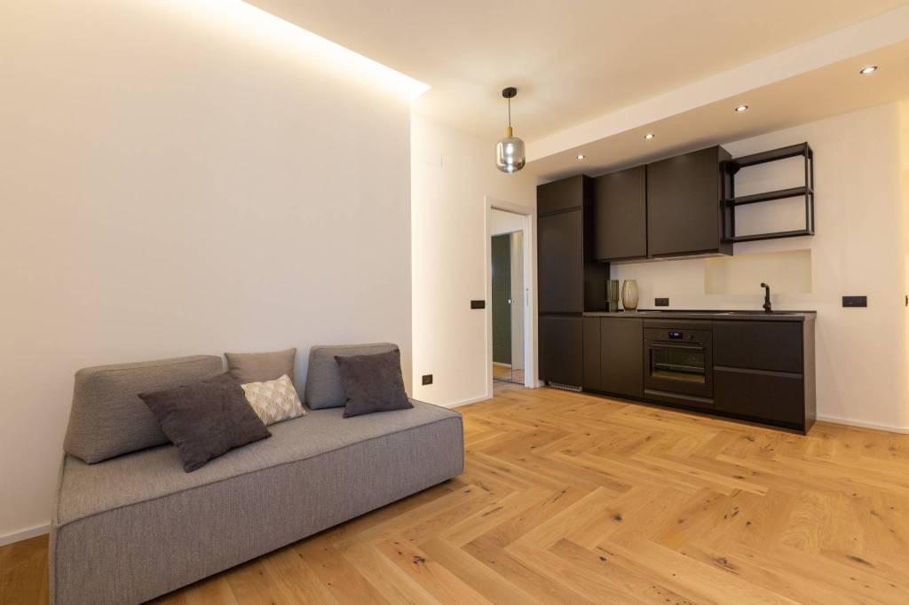 appartamento in vendita a Milano in zona Loreto