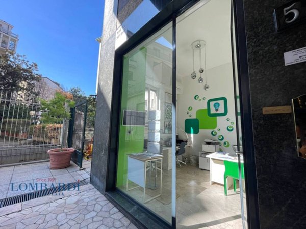 appartamento in vendita a Milano in zona Porta Garibaldi