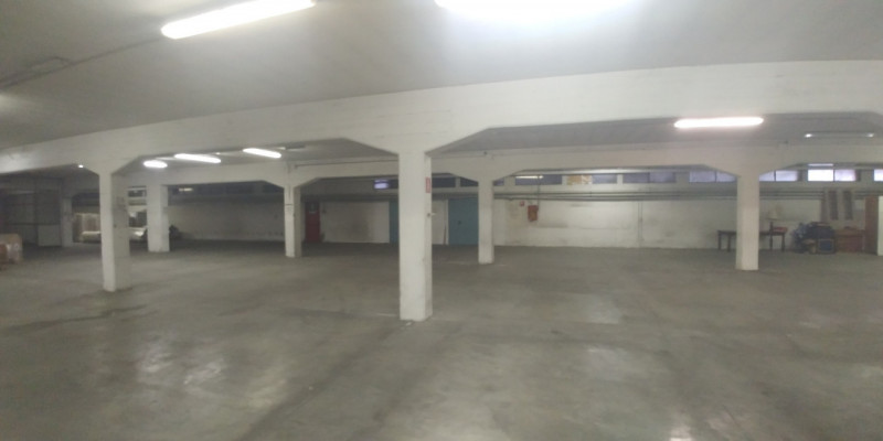 locale di sgombero in vendita a Milano