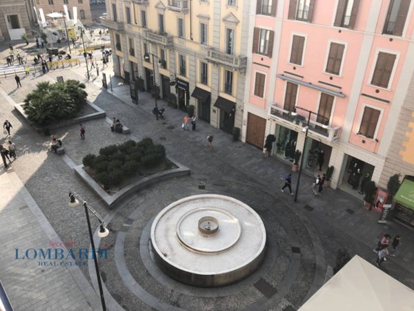 appartamento in vendita a Milano in zona Porta Garibaldi