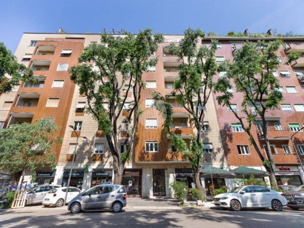 appartamento in vendita a Milano in zona Isola