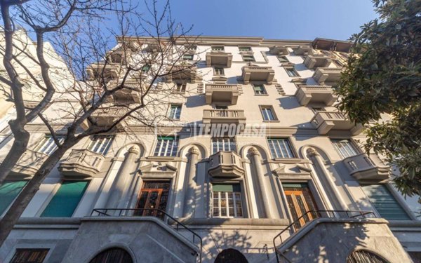ufficio in vendita a Milano in zona Porta Venezia