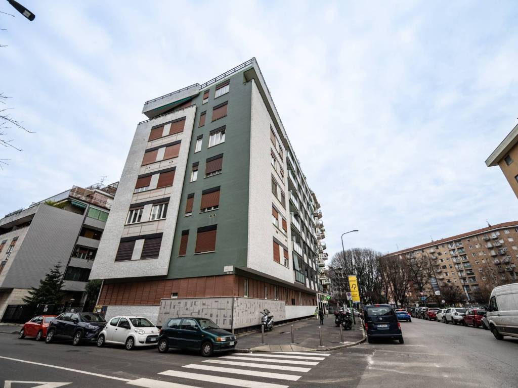 appartamento in vendita a Milano in zona Piazzale Lodi