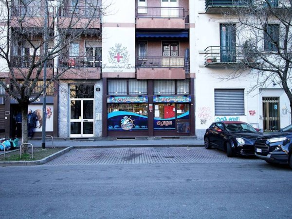 ufficio in vendita a Milano in zona Corvetto