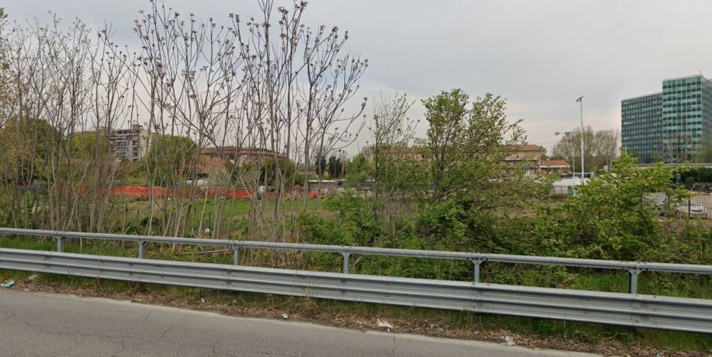 terreno edificabile in vendita a Milano in zona Rogoredo