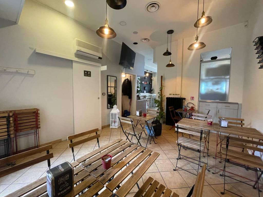 negozio in vendita a Milano in zona Porta Venezia