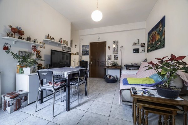 appartamento in vendita a Milano in zona Dergano