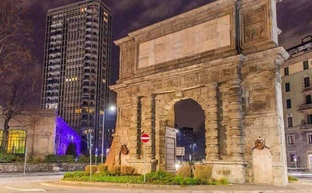negozio in vendita a Milano in zona Porta Romana
