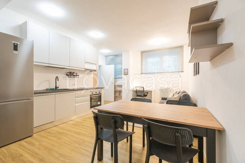 appartamento in vendita a Milano in zona Bovisa
