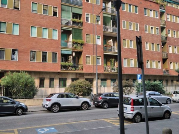 appartamento in vendita a Milano in zona Dergano