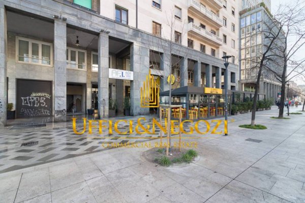 trivano in vendita a Milano in zona Centro Direzionale