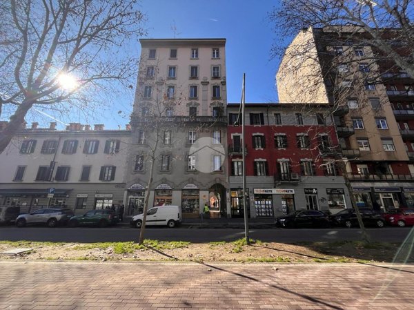 appartamento in vendita a Milano in zona Piazzale Lodi