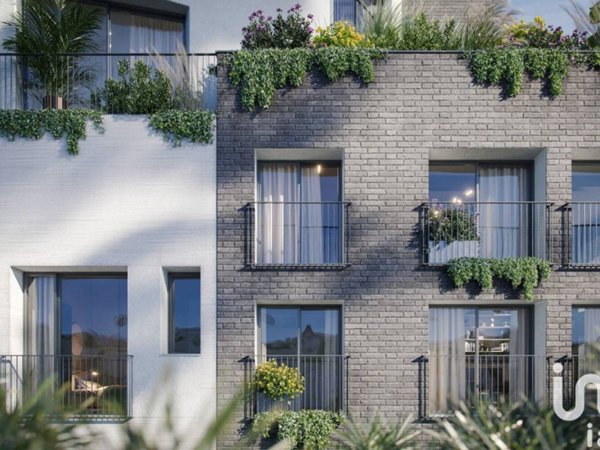 appartamento in vendita a Milano in zona Cagnola