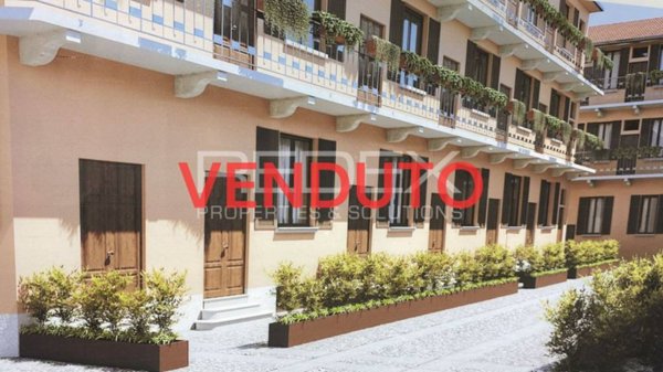 appartamento in vendita a Milano in zona Casoretto