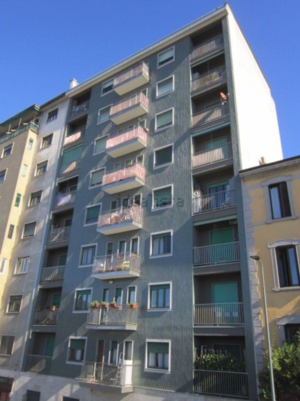 appartamento in vendita a Milano in zona Porta Genova