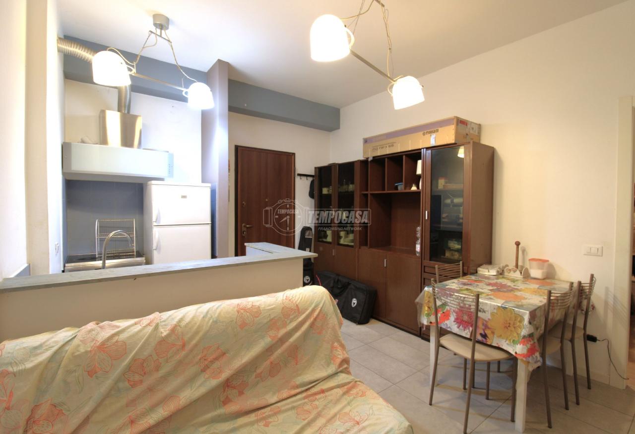 appartamento in vendita a Milano in zona Rogoredo