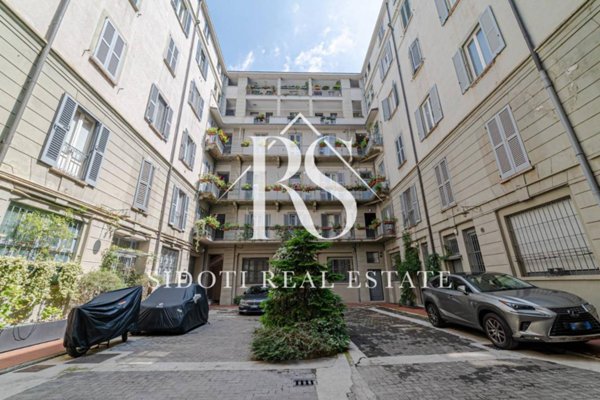 appartamento in vendita a Milano in zona Isola