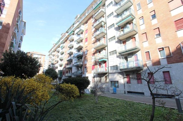 appartamento in vendita a Milano in zona Prato Centenaro