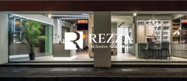 negozio in vendita a Milano in zona Centro Storico