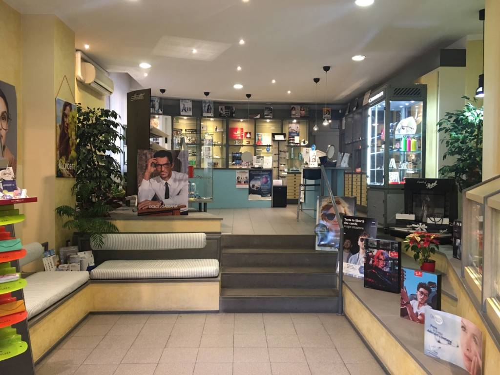 negozio in vendita a Milano