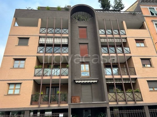 appartamento in vendita a Milano in zona Maciachini