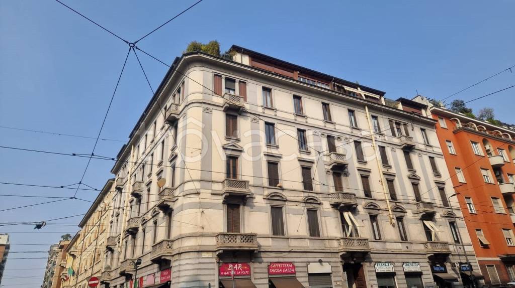 appartamento in vendita a Milano in zona Ponte Seveso