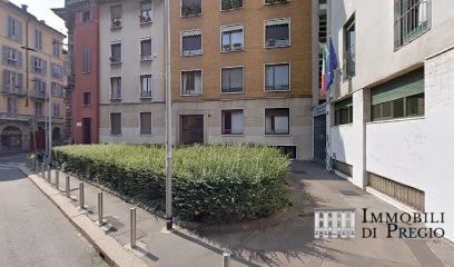 appartamento in vendita a Milano in zona Sant'Ambrogio