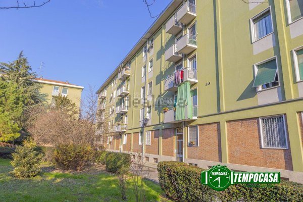 appartamento in vendita a Milano in zona Baggio