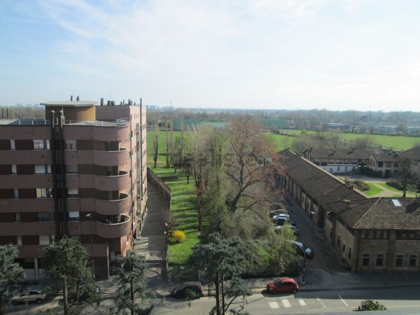 appartamento in vendita a Milano in zona Ronchetto sul Naviglio