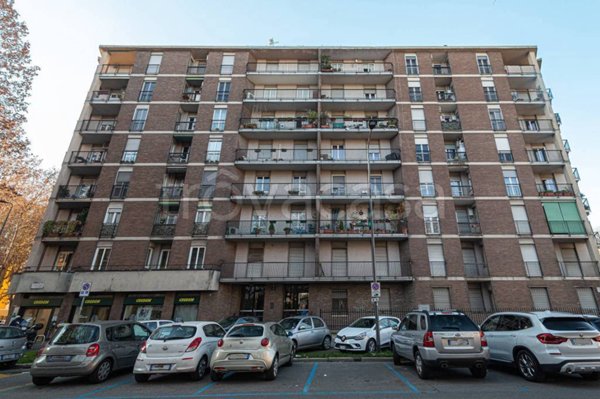 appartamento in vendita a Milano in zona Rembrandt
