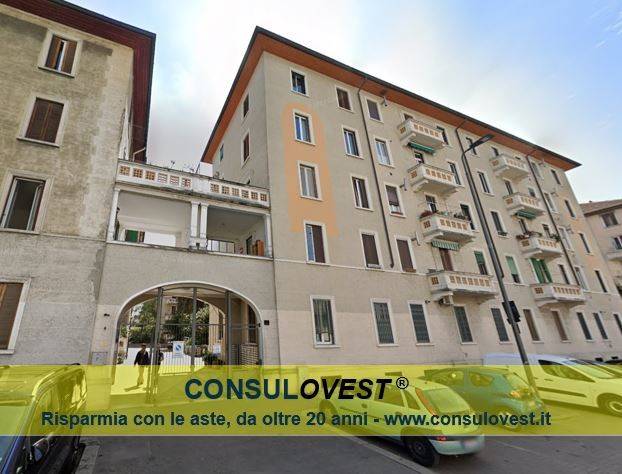 appartamento in vendita a Milano in zona Villapizzone