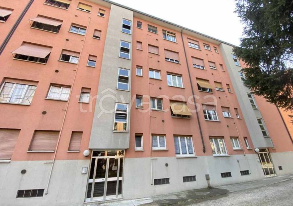 appartamento in vendita a Milano in zona Villapizzone