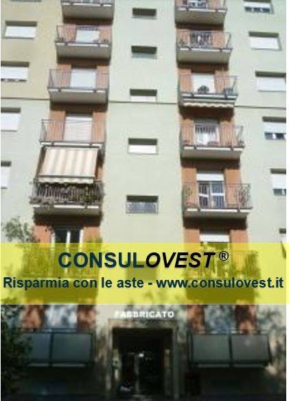 appartamento in vendita a Milano in zona Gallaratese