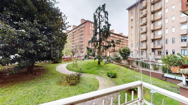 appartamento in vendita a Milano in zona Feltre