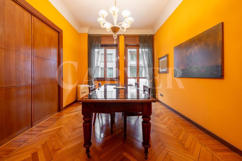 appartamento in vendita a Milano in zona Guastalla