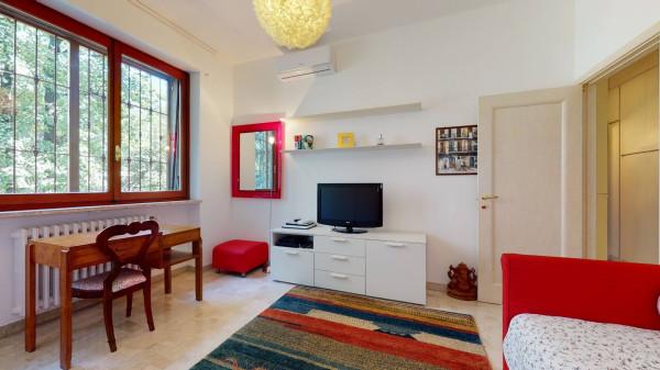 appartamento in vendita a Milano in zona Taliedo
